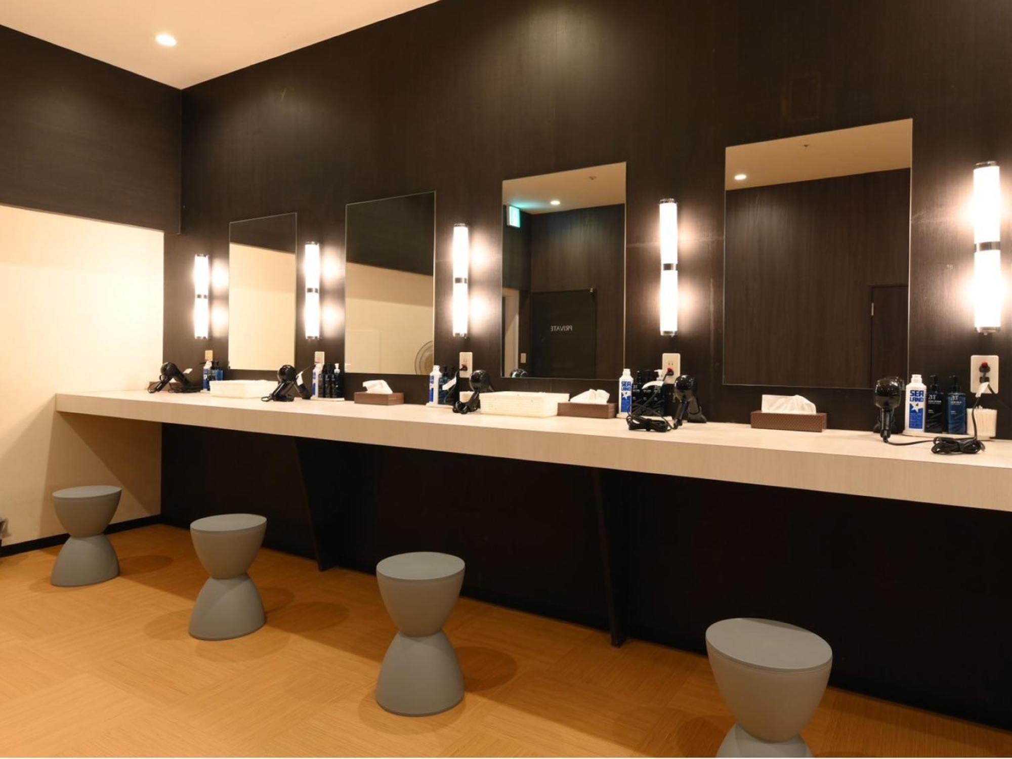 The Centurion Sauna Rest & Stay Sapporo Male Only ภายนอก รูปภาพ